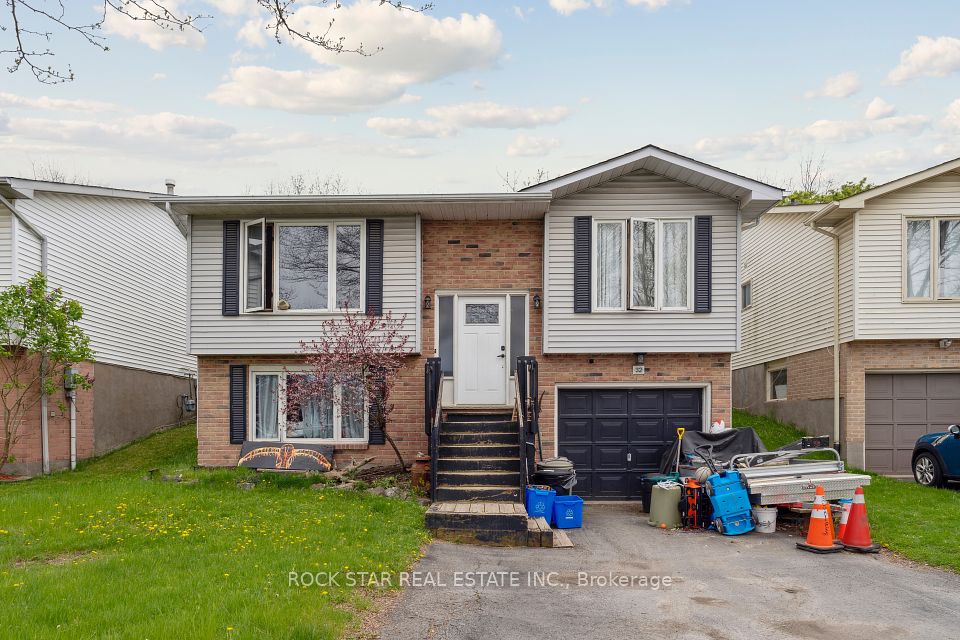 32 Hemlock