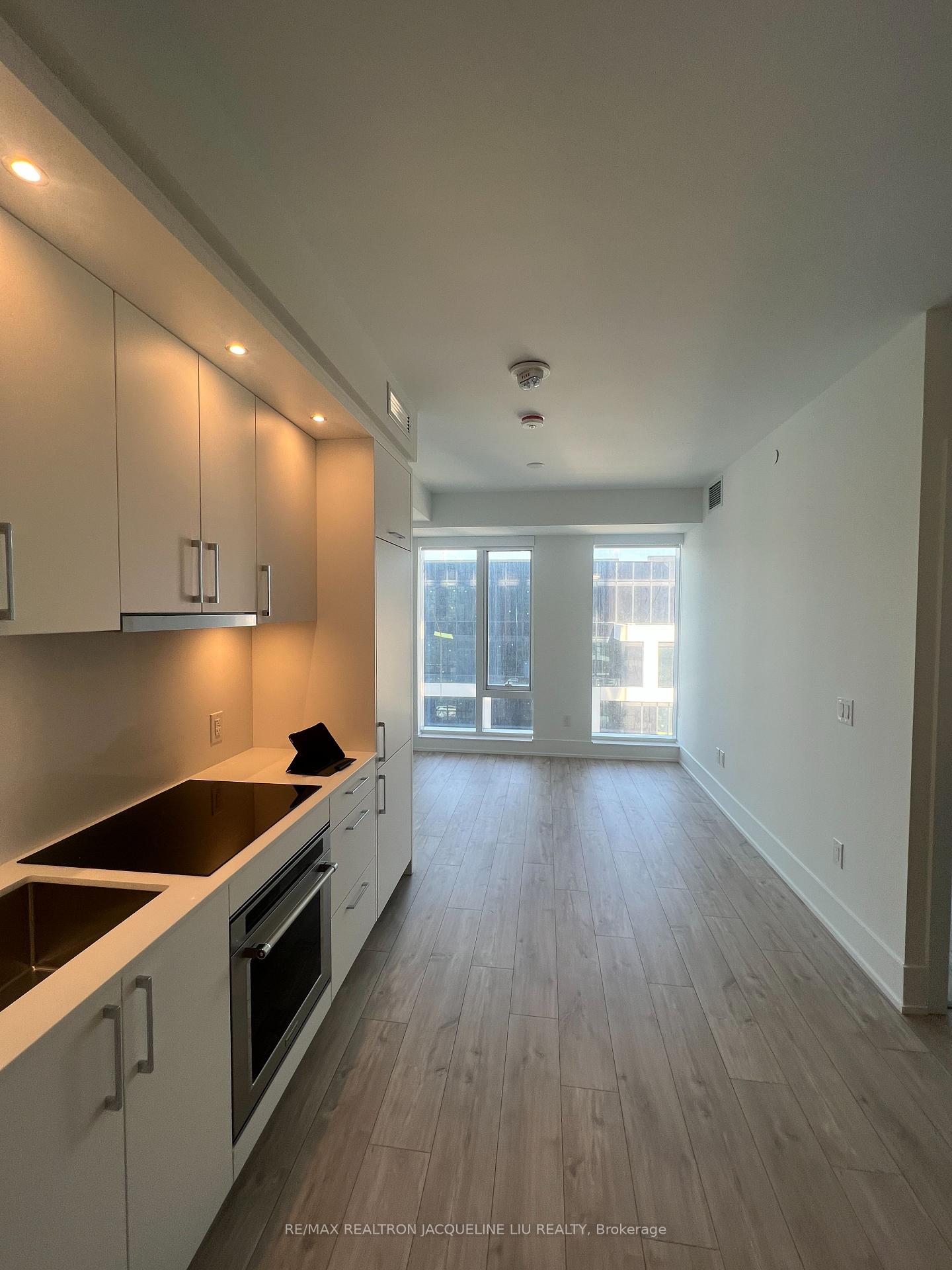1 Bedroom Condo at 480 Front,  Toronto For sale