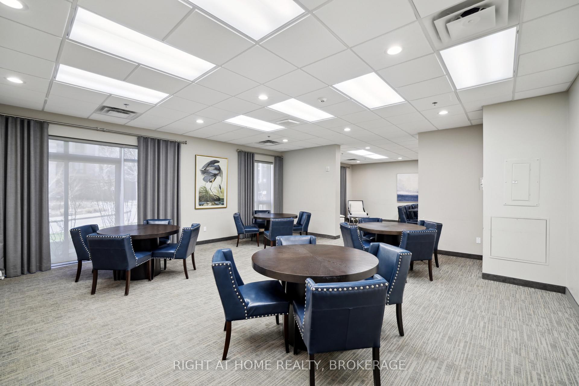 1 Bedroom Condo at 2486 Old Bronte, Oakville For sale