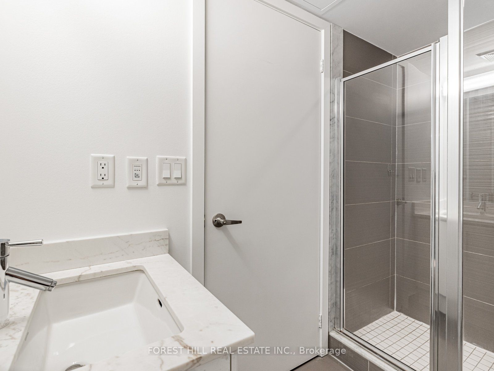 58 Orchard View Boulevard, #510