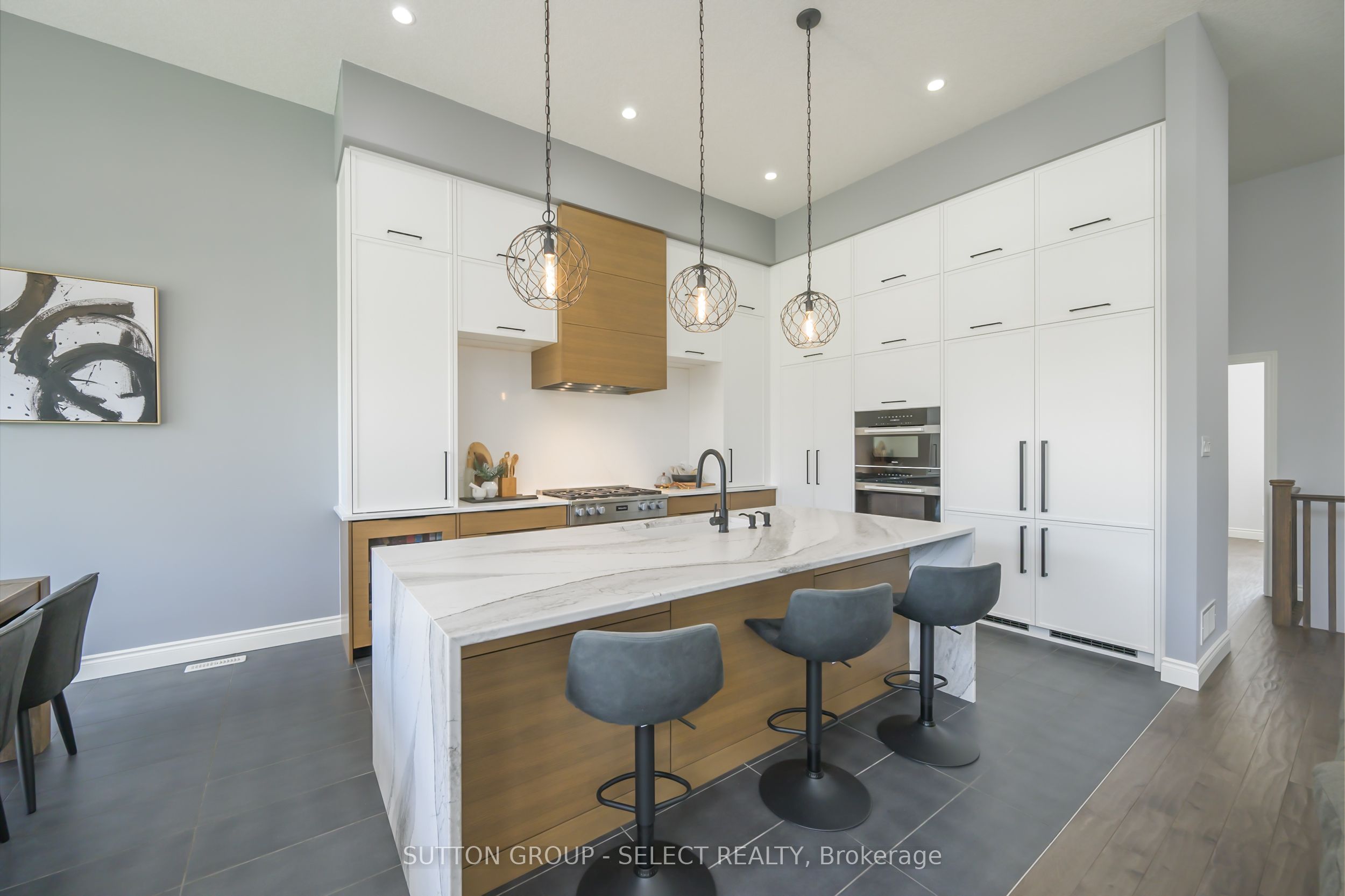 2112 Callingham Drive, London North, ON N6G 0M2