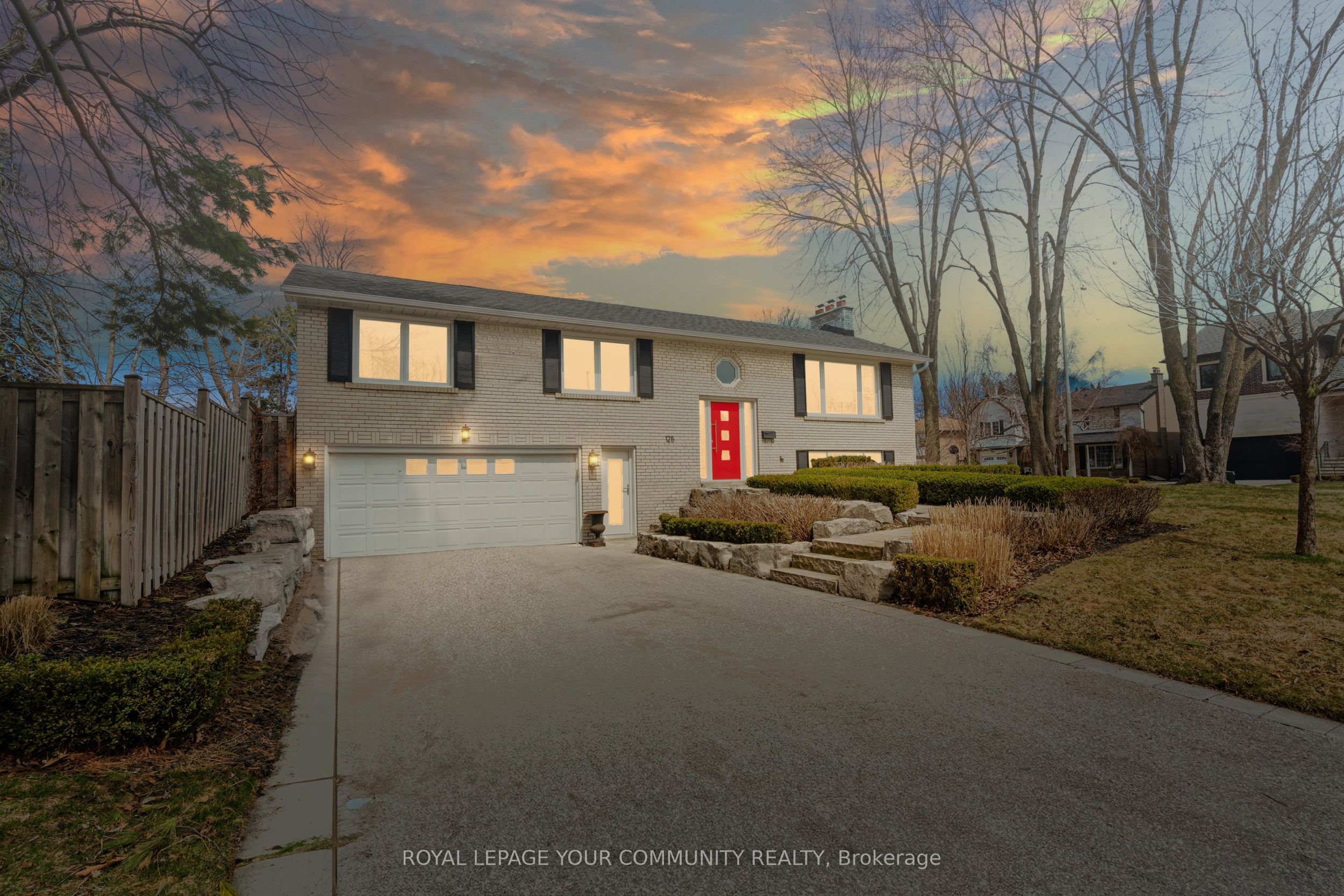 125 Laverock Avenue, Richmond Hill, ON L4C 4J8