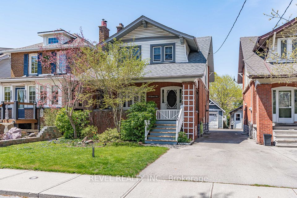 206 Grosvenor