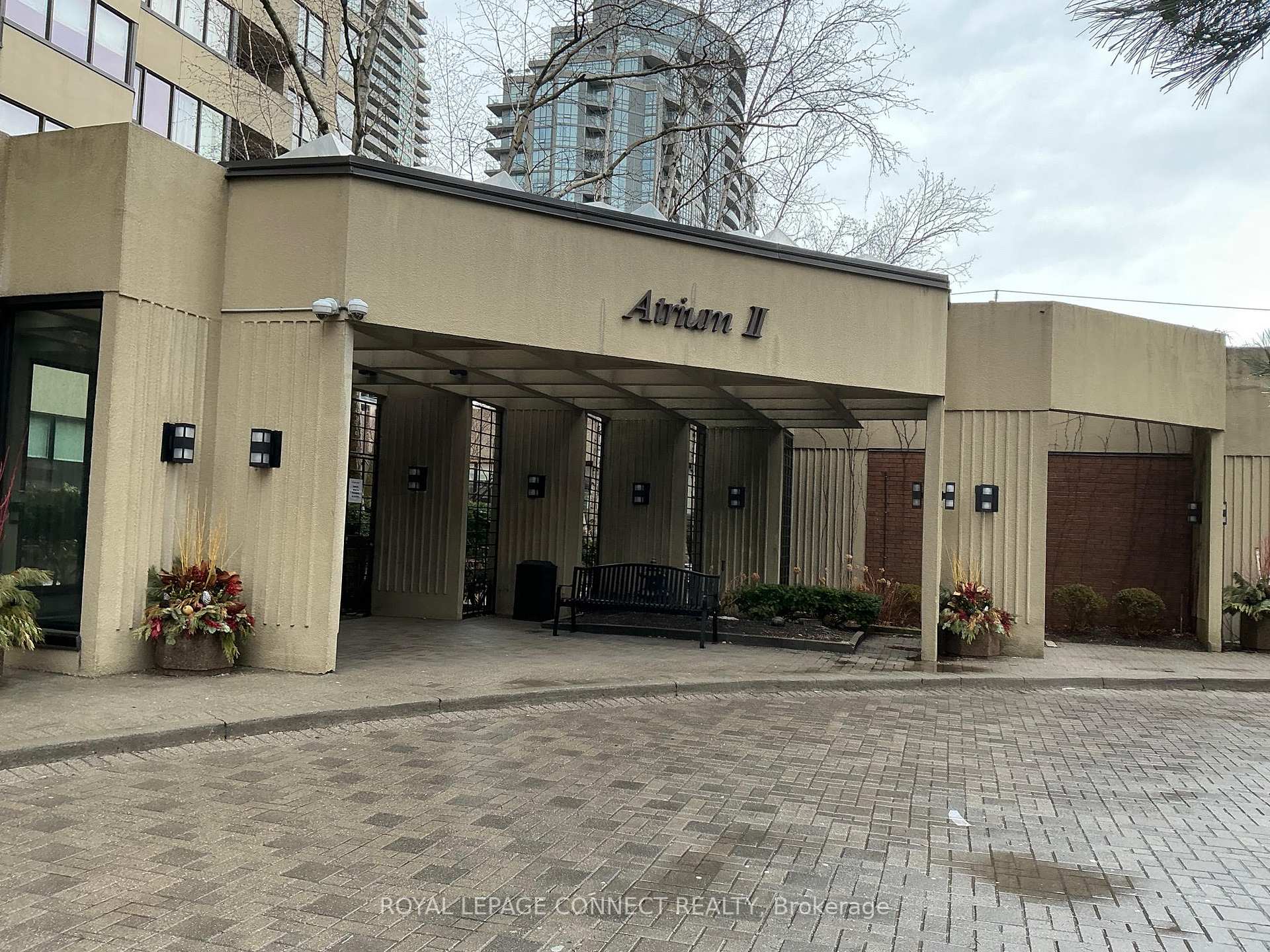 3 Bedrooms Condo at 65 Spring Garden, Toronto For sale