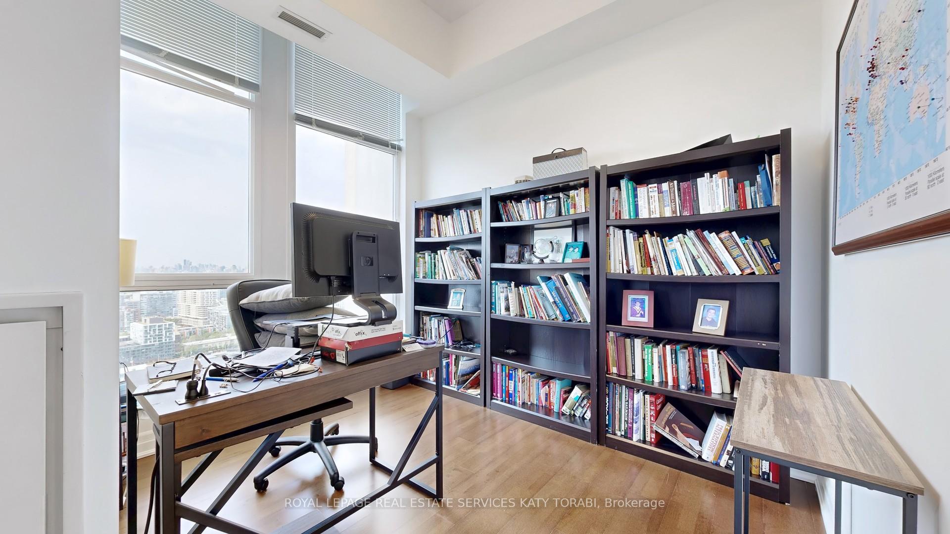 3 Bedrooms Condo at 628 Fleet, Toronto For sale