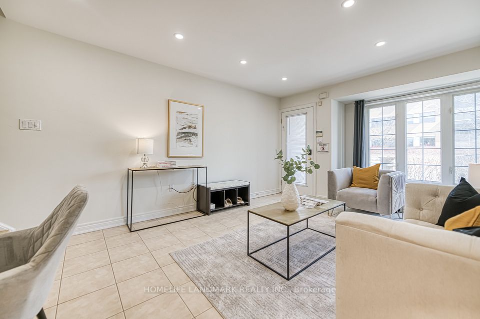 2827 Bur Oak Avenue, Markham, ON L6B 1E2