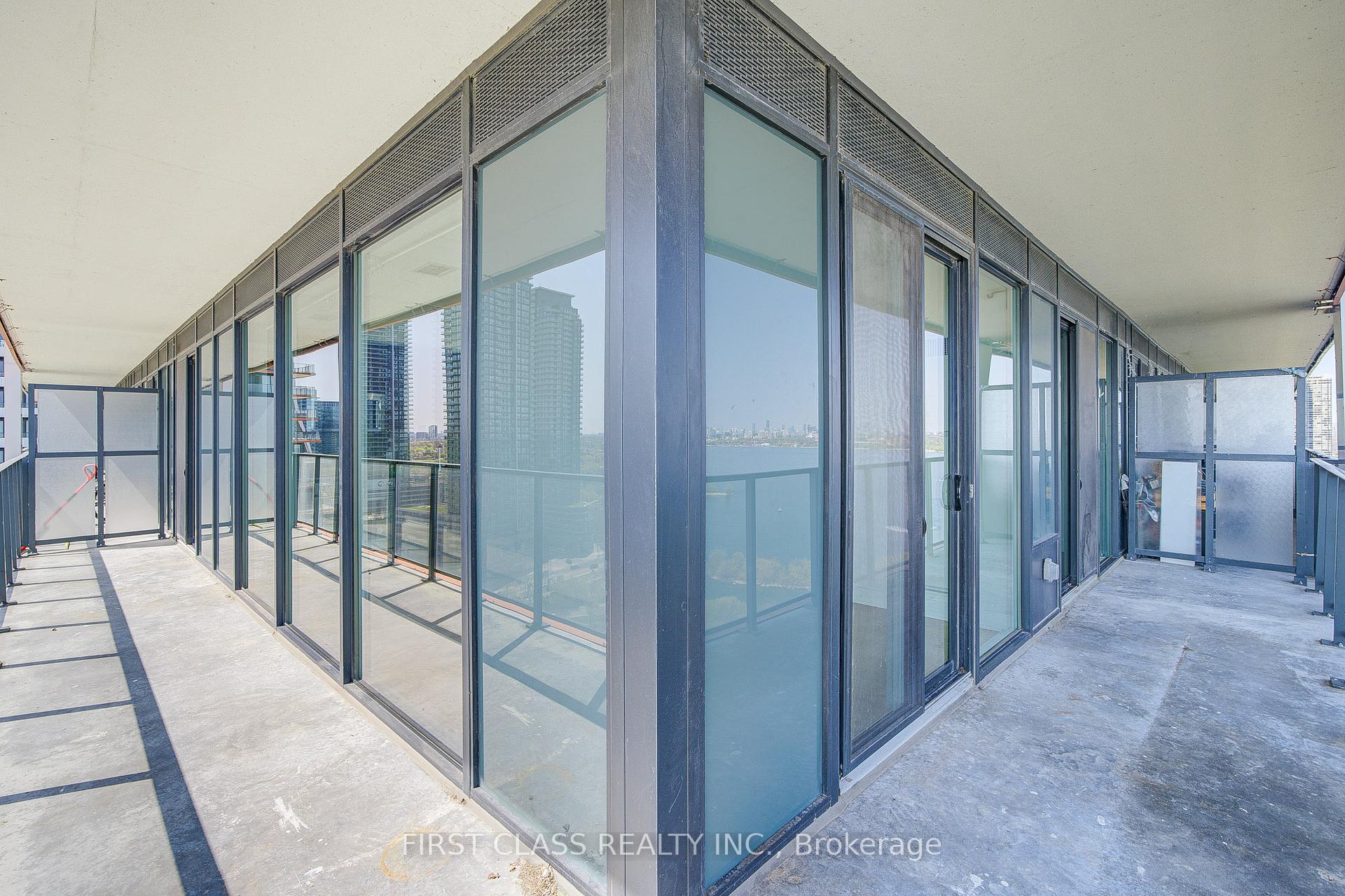 2 Bedrooms Condo at 20 Shore Breeze, Toronto For sale