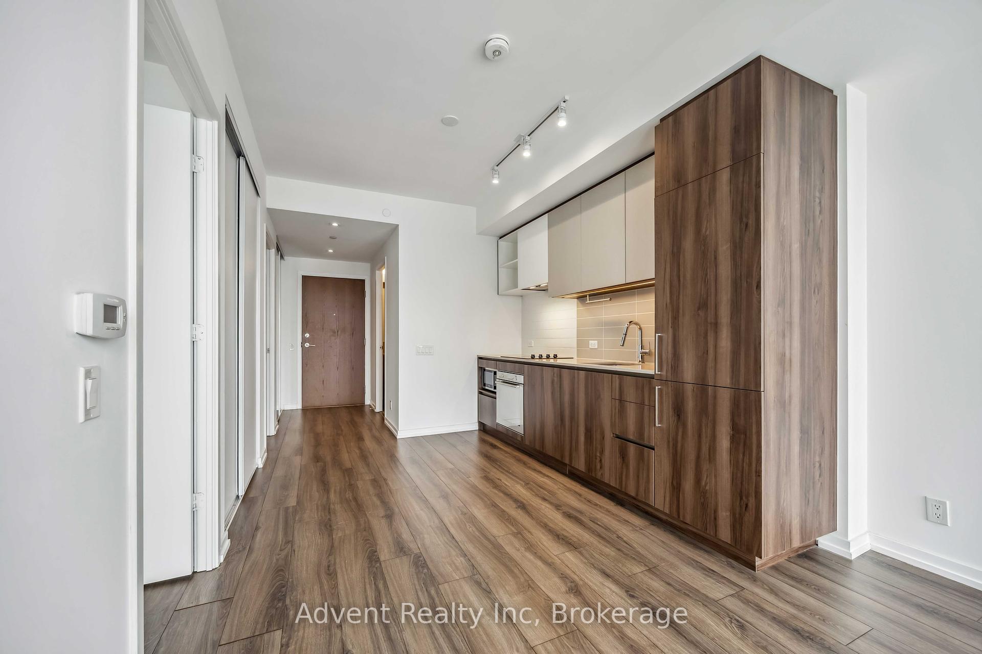 2 Bedrooms Condo at 7890 Jane,  Vaughan For sale