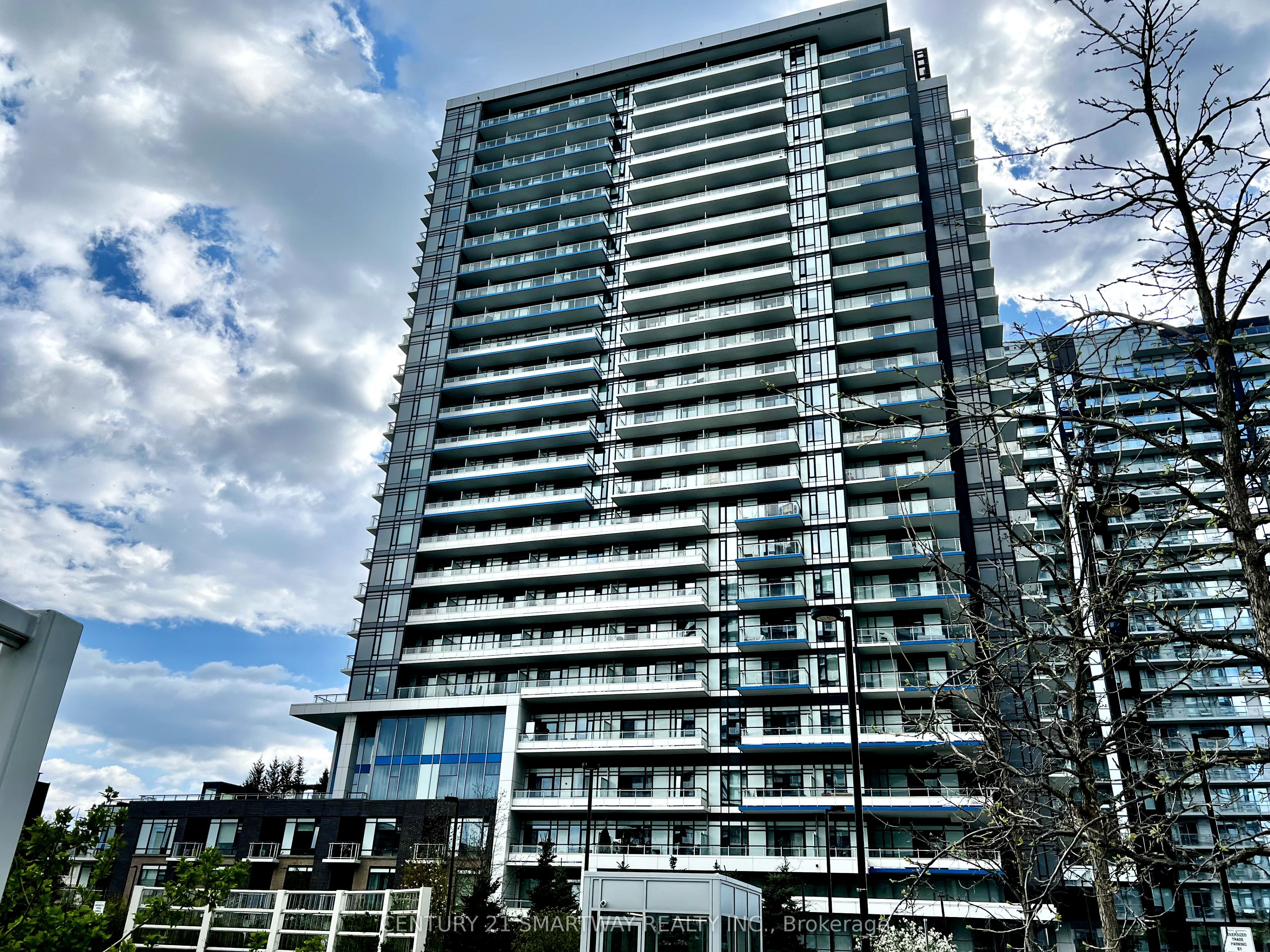 2560 Eglinton Avenue W, #1408