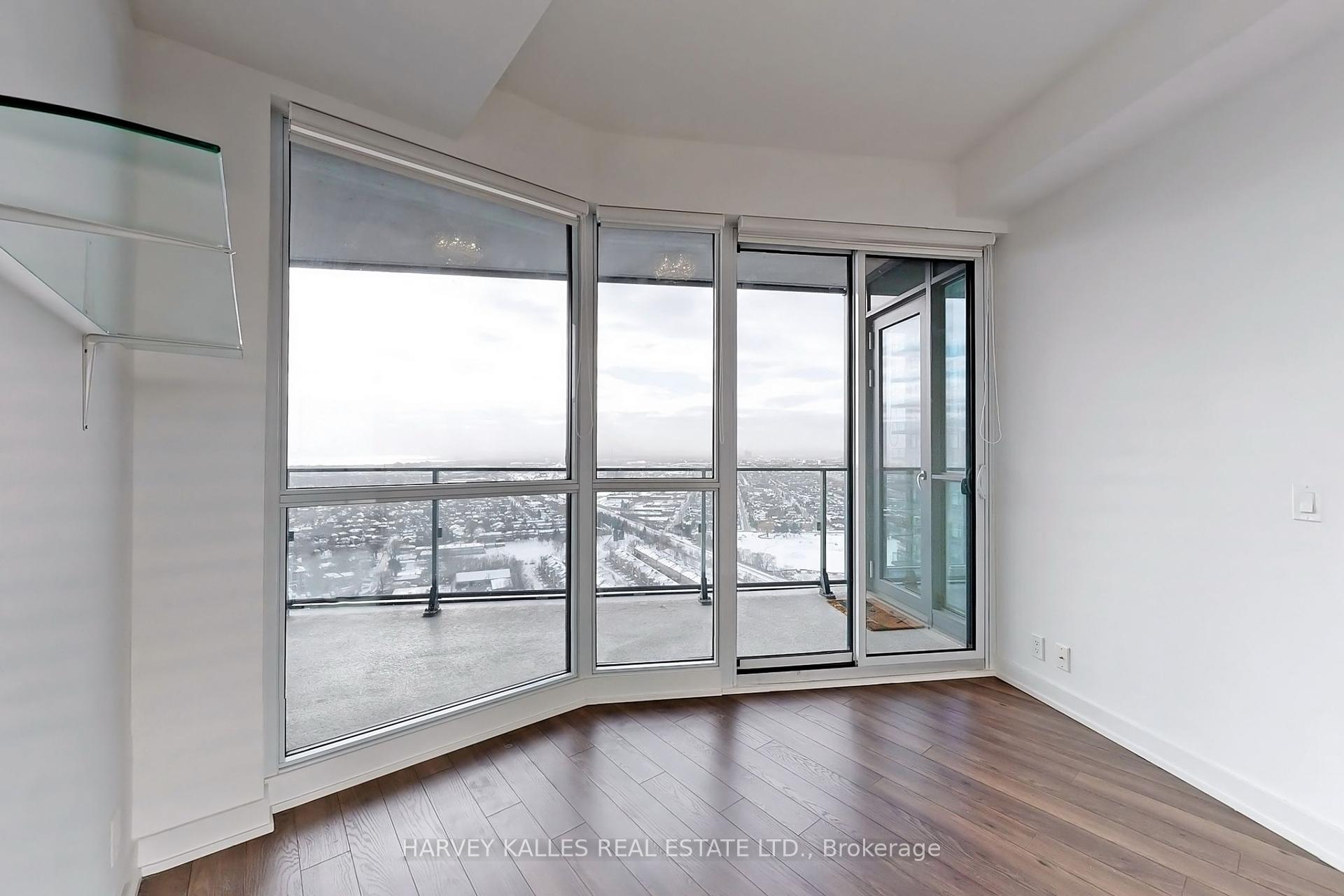 2 Bedrooms Condo at 10 Park Lawn, Toronto For sale