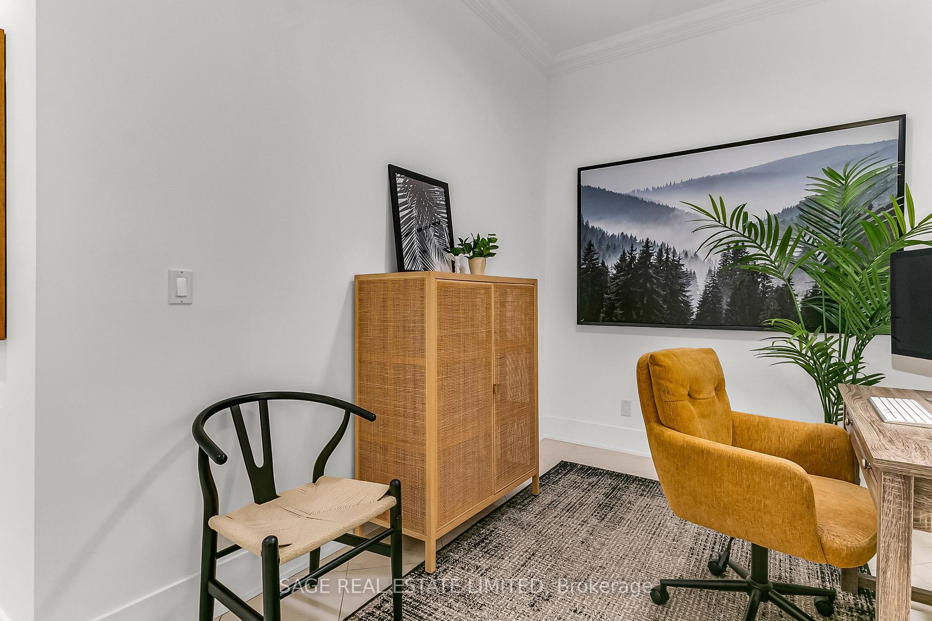 3 Bedrooms Condo at 120 Homewood, Toronto For sale