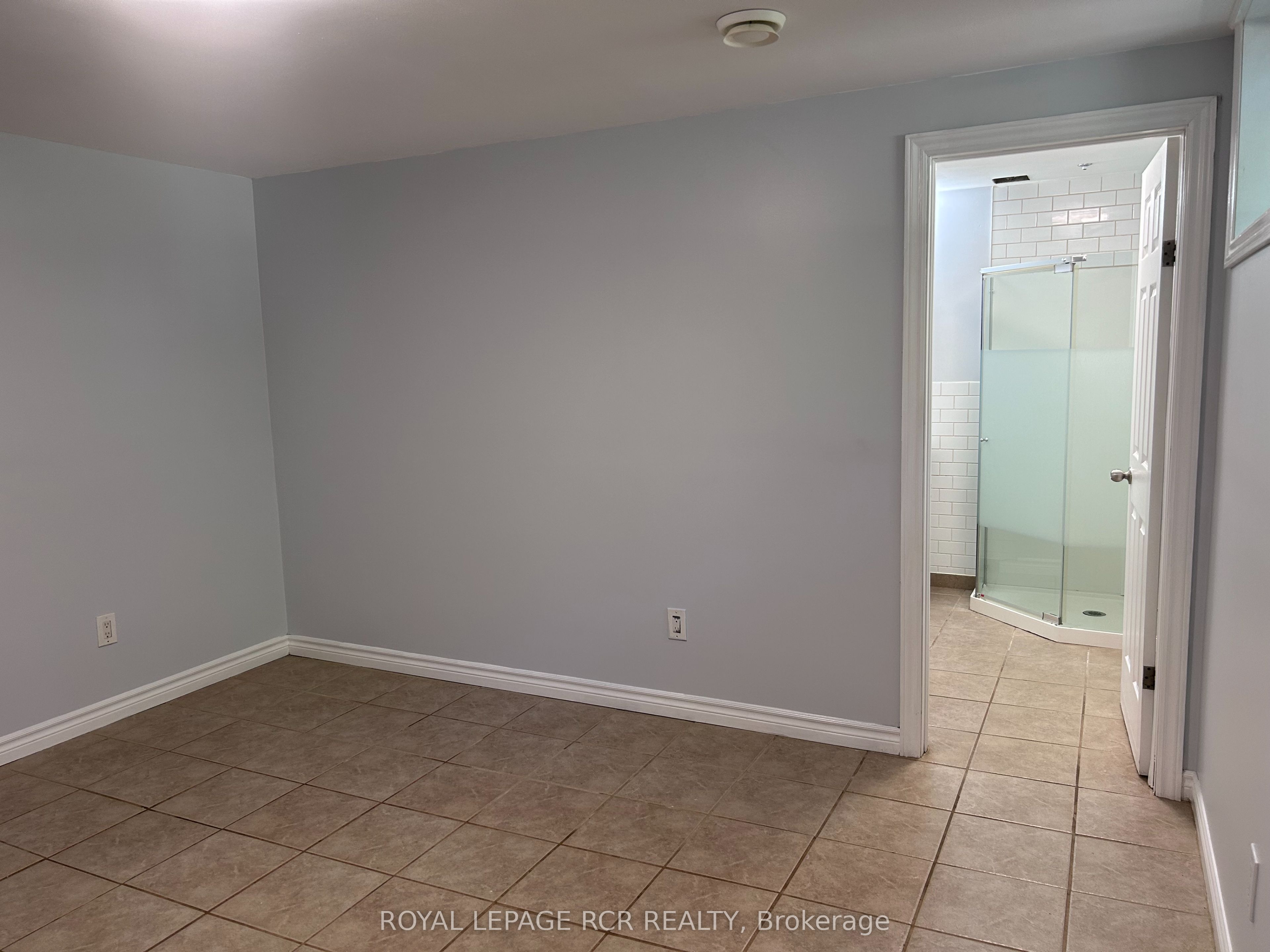 12 Maple Avenue, New Tecumseth, ON L0G 1A0