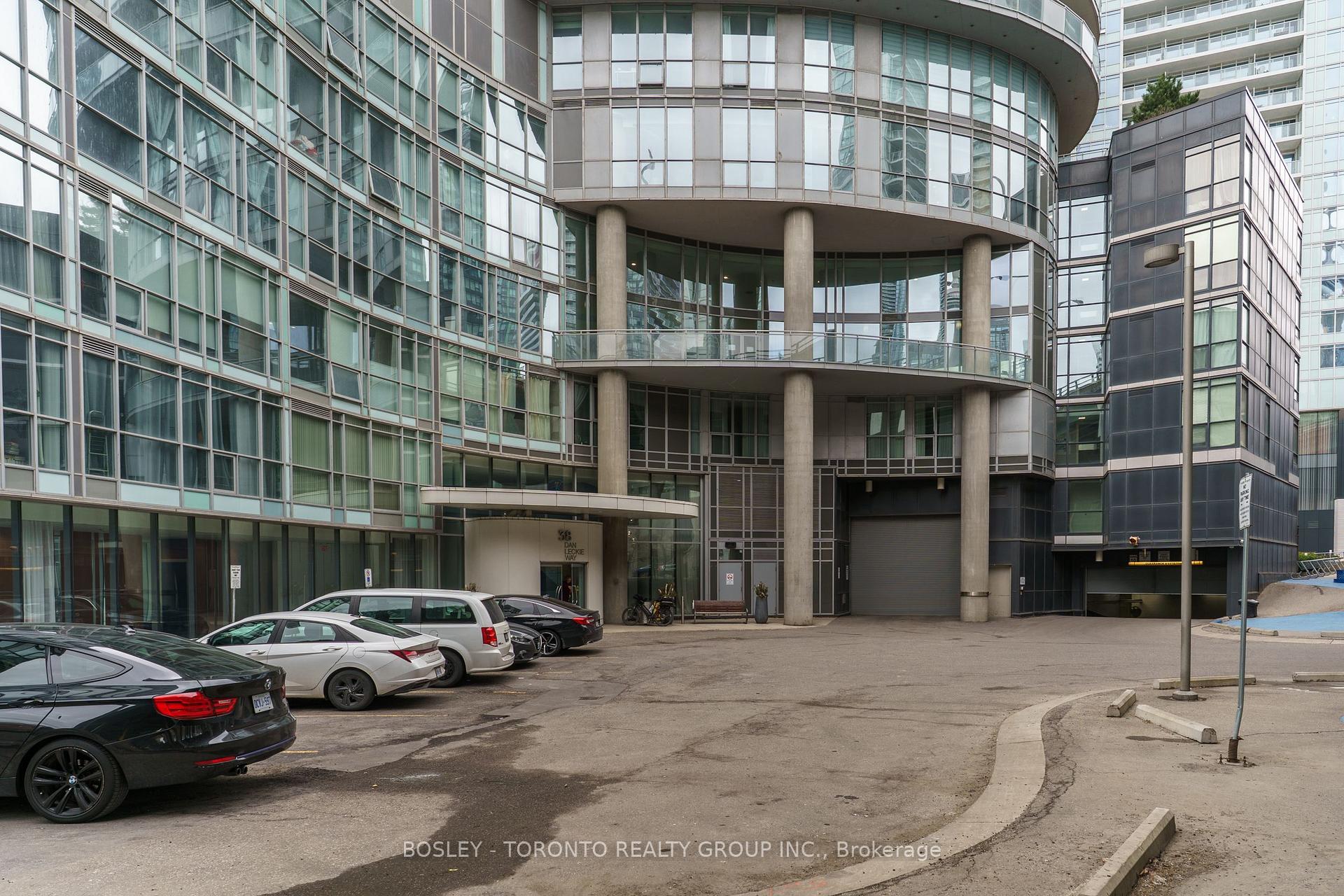 2 Bedrooms Condo at 38 Dan Leckie, Toronto For sale