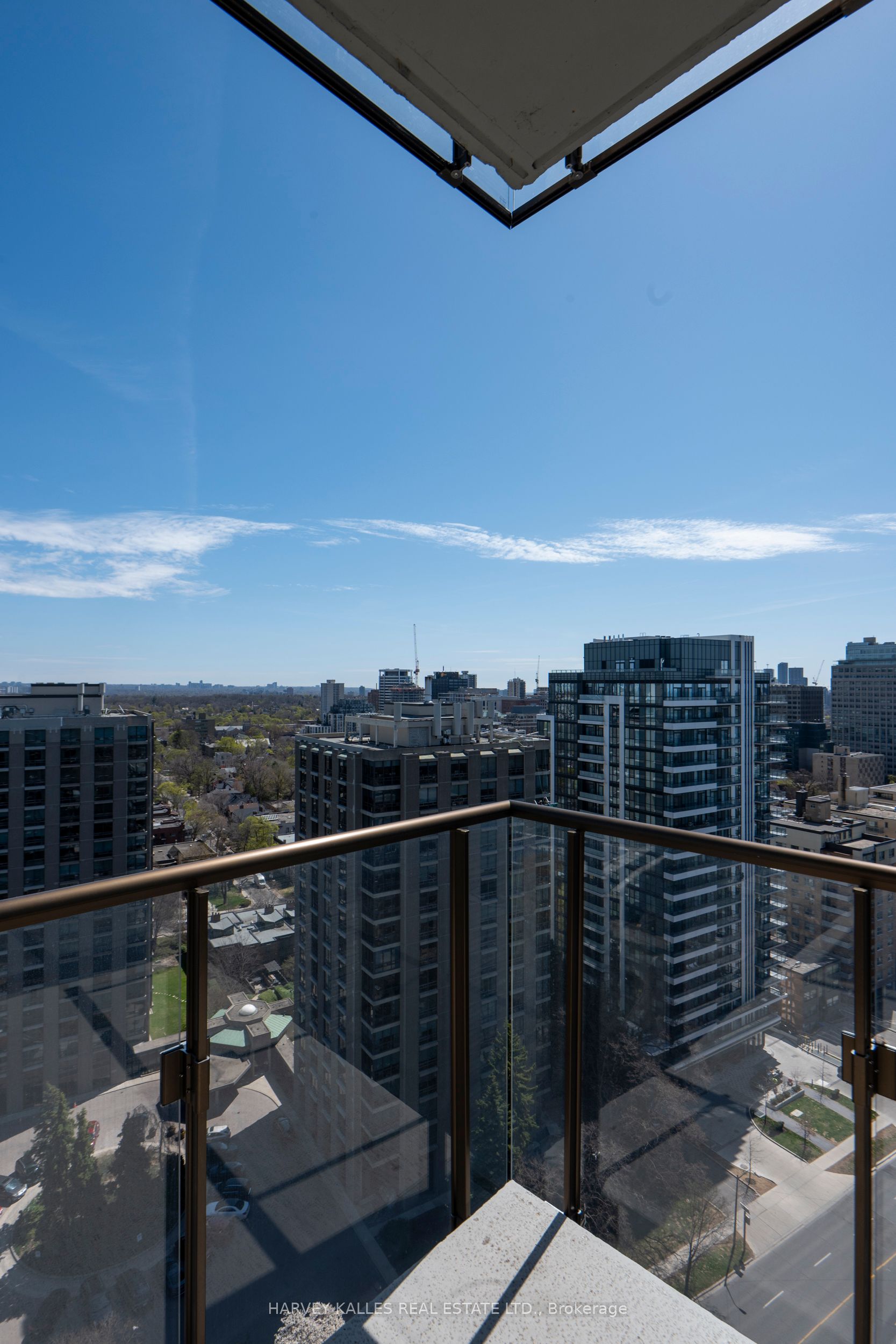 215 Lonsdale Road 1806