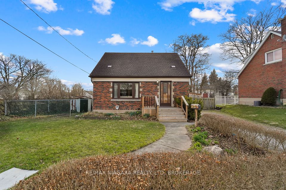 5428 Inglis Drive