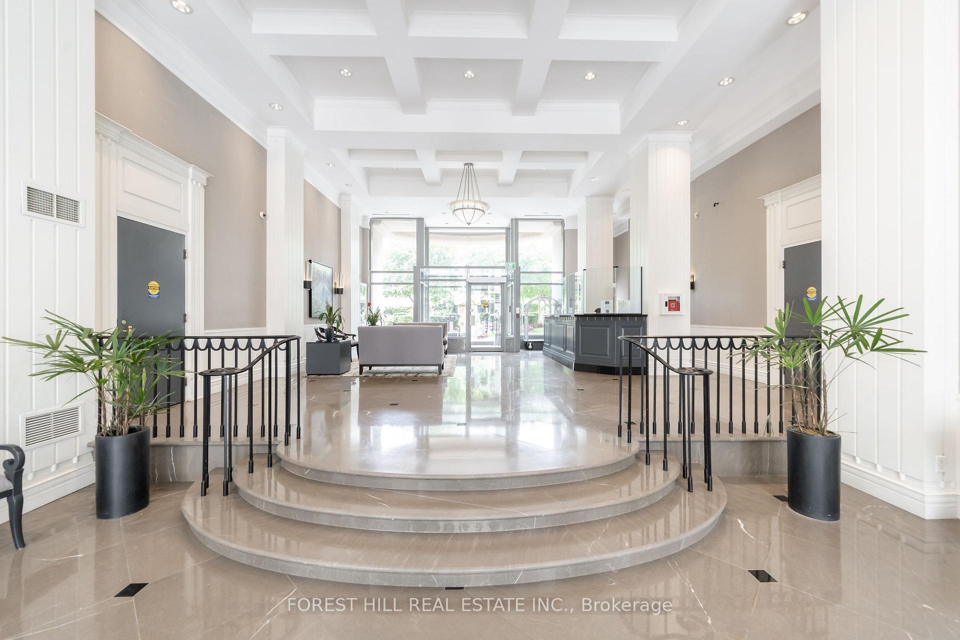 3 Bedrooms Condo at 1 Balmoral, Toronto For sale