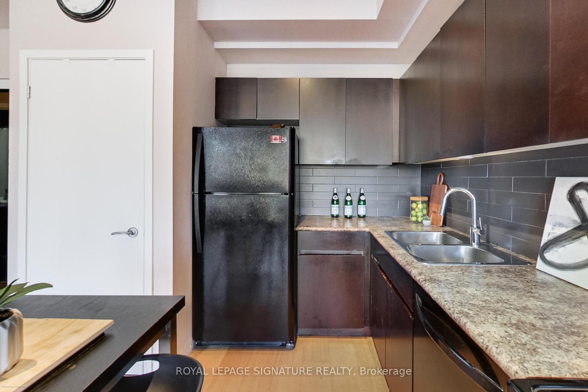 1 Bedroom Condo at 38 Niagara, Toronto For sale