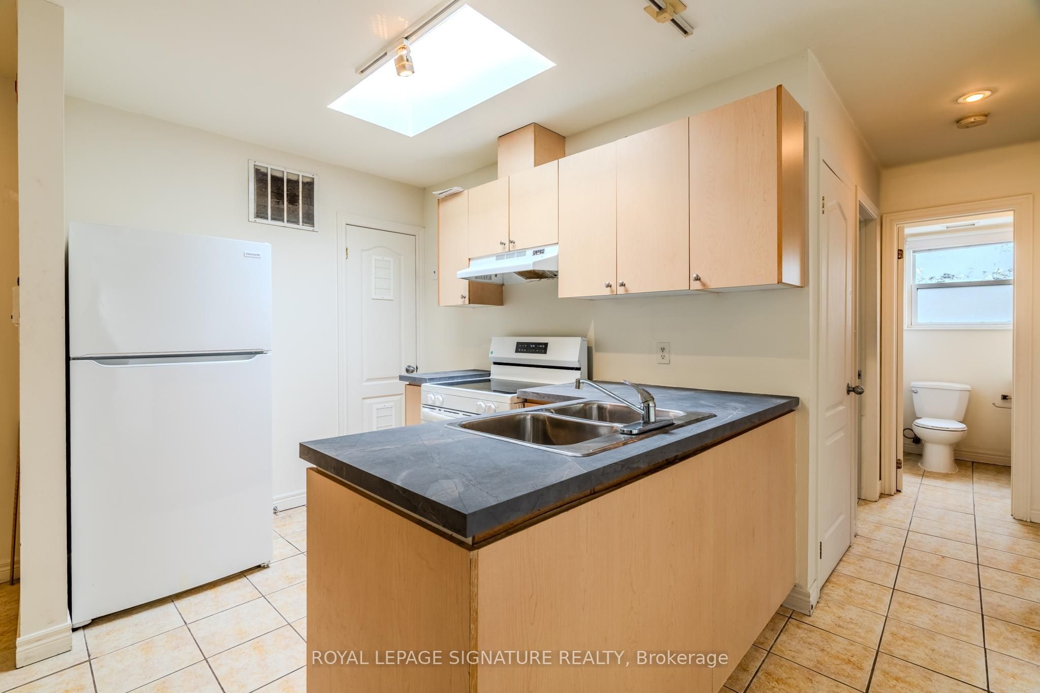 401 Donlands Avenue, #3