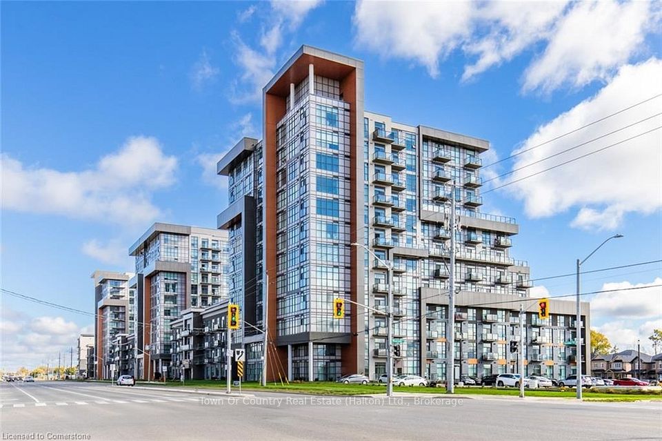 450 Dundas Street
