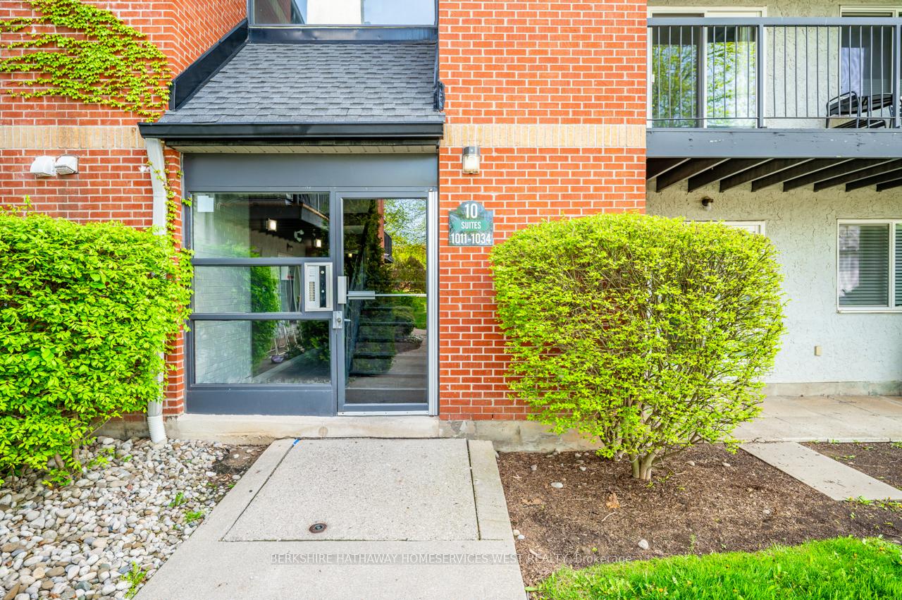 3 Bedrooms Condo at 1450 Glen Abbey,  Oakville For sale
