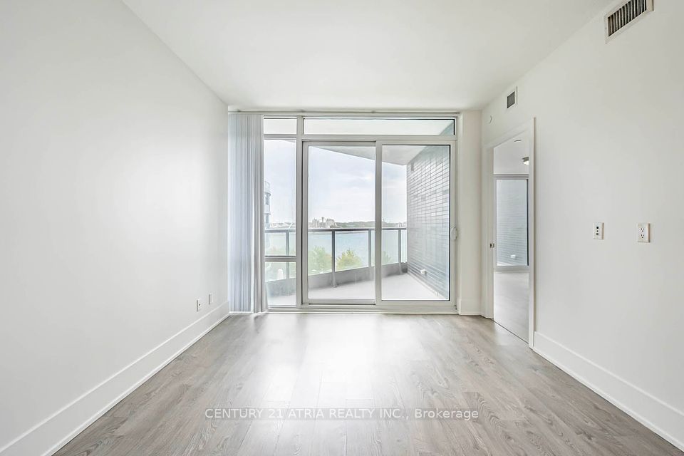 1 Edgewater