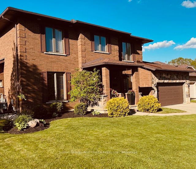 16 Burwell Road, Stratford, ON N5A 7R2
