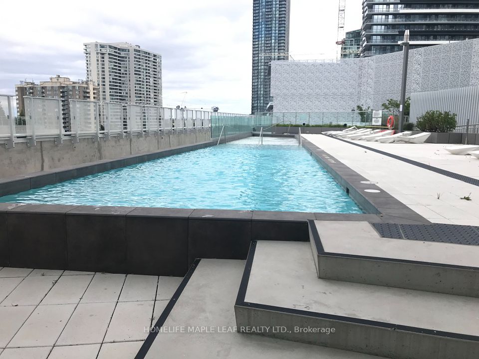 #3902 - 3900 Confederation Parkway, Mississauga, ON L5B 0M3