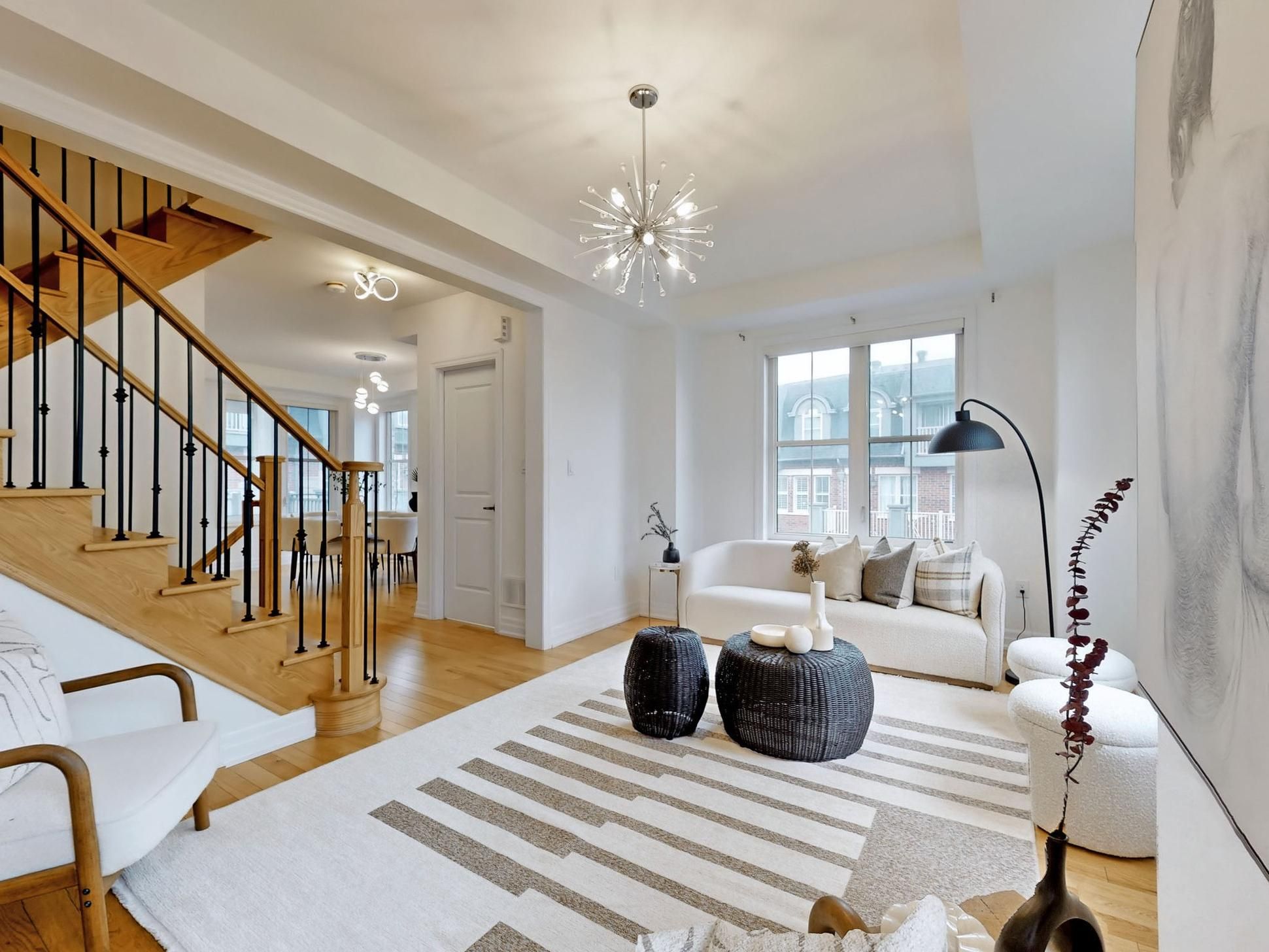 5 Amherst Circle