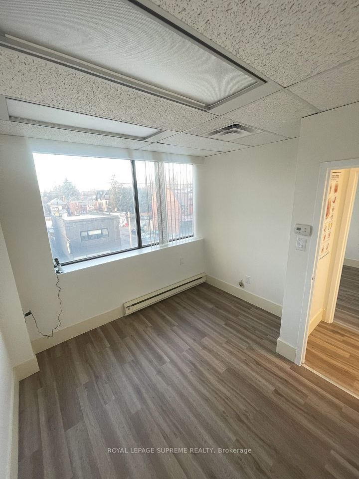 855 Broadview