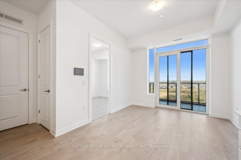 1 Bedroom Condo at 3200 William Coltson,  Oakville For sale