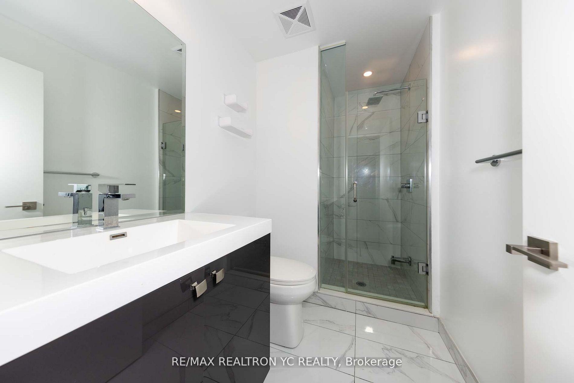 2 Bedrooms Condo at 621 Sheppard, Toronto For sale