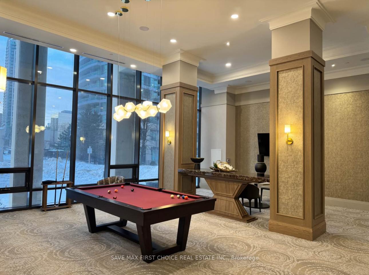 1 Bedroom Condo at 30 Elm,  Mississauga For sale