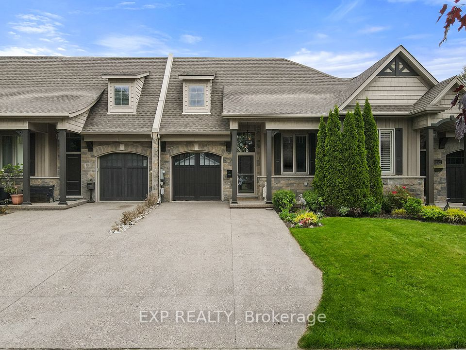 6859 Freeman