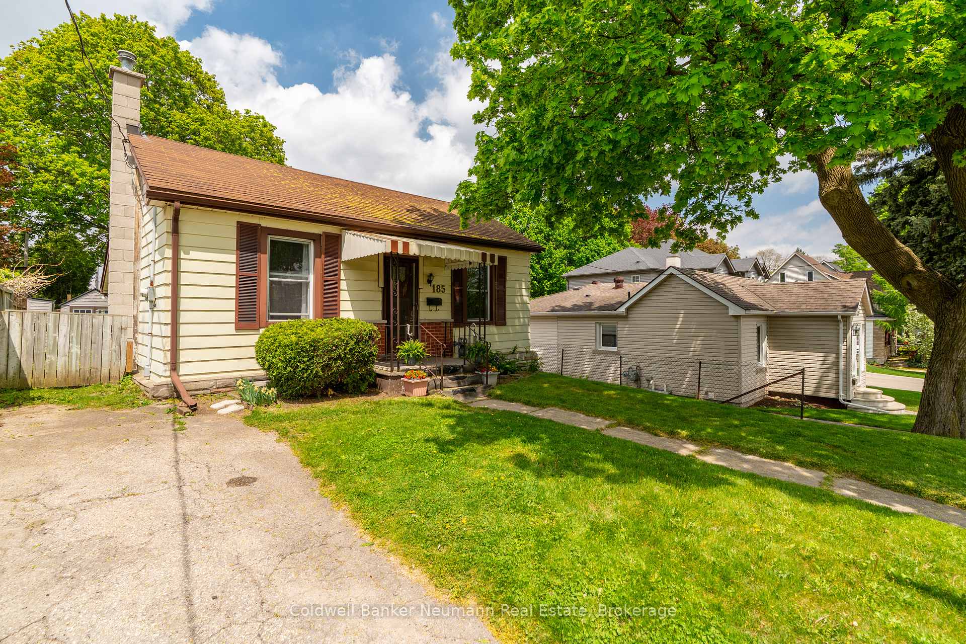 185 Liverpool Street, Guelph, ON N1H 2L5