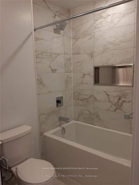 4065 Confederation Parkway, #605