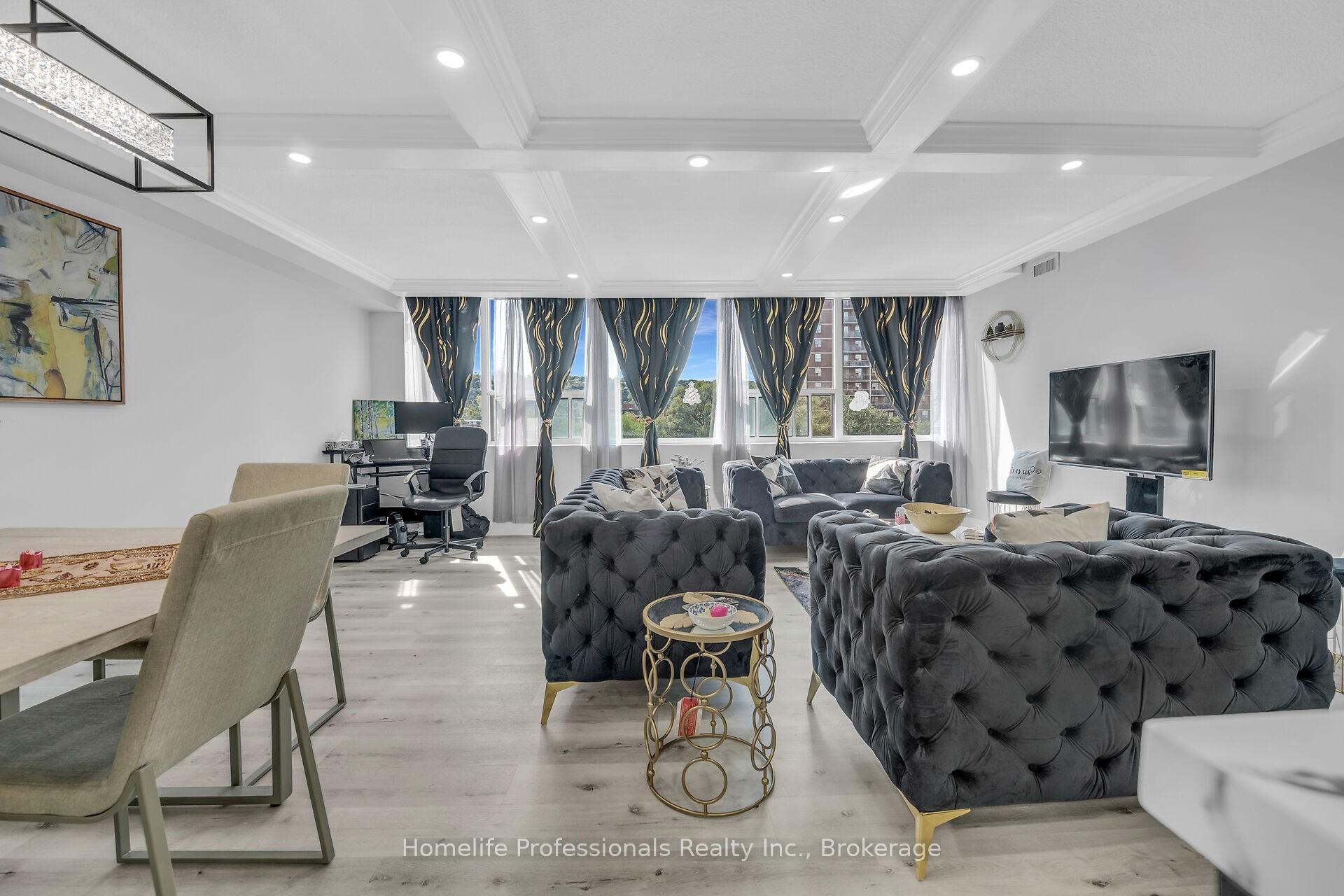 2 Bedrooms Condo at 120 Duke,  Hamilton For sale