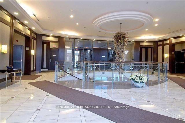 2 Bedrooms Condo at 135 Wynford, Toronto For sale