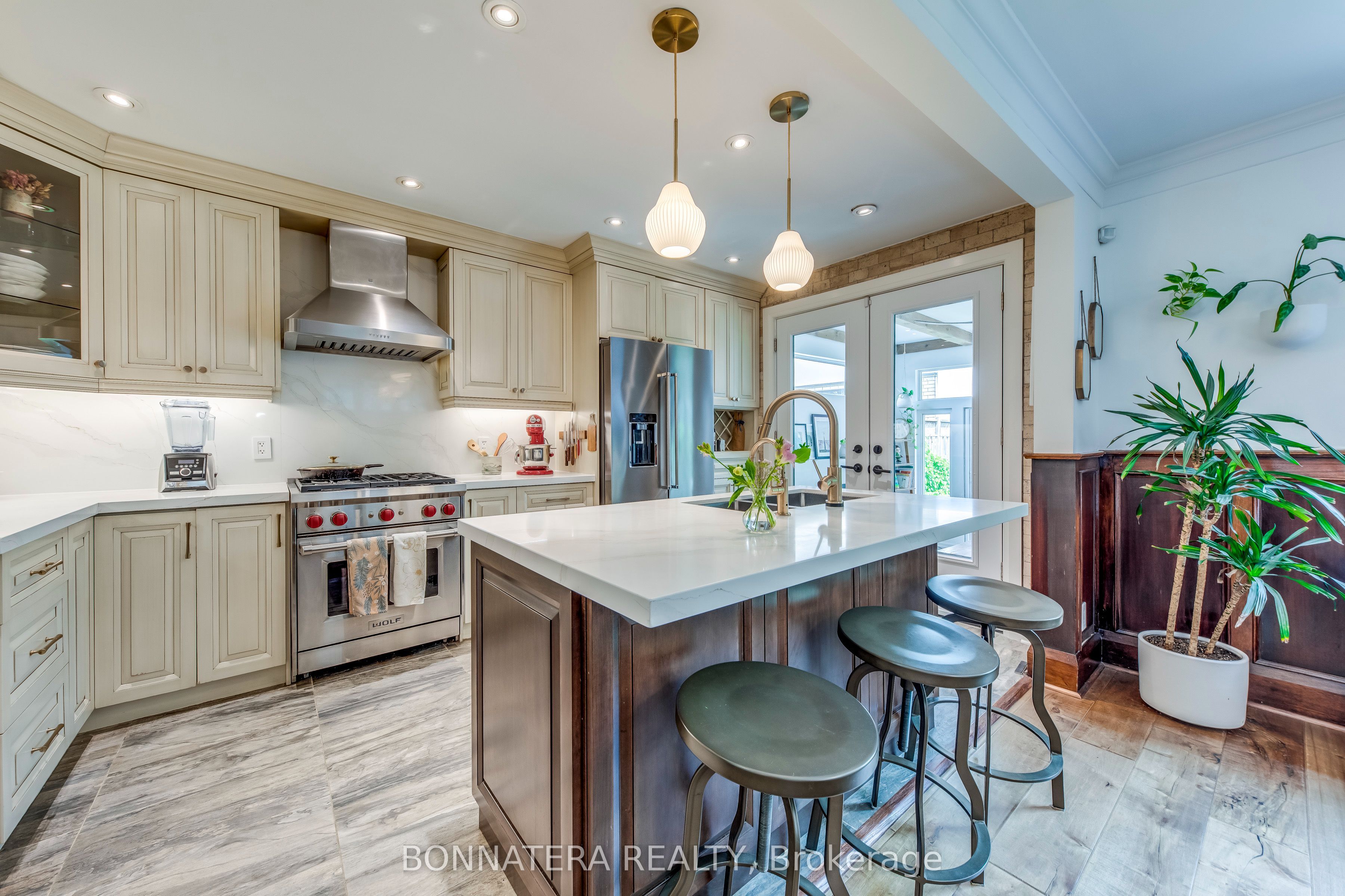 807 Indian Road