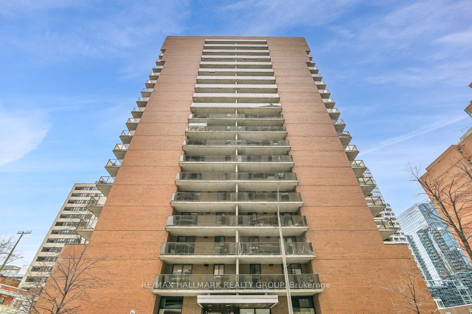 475 Laurier