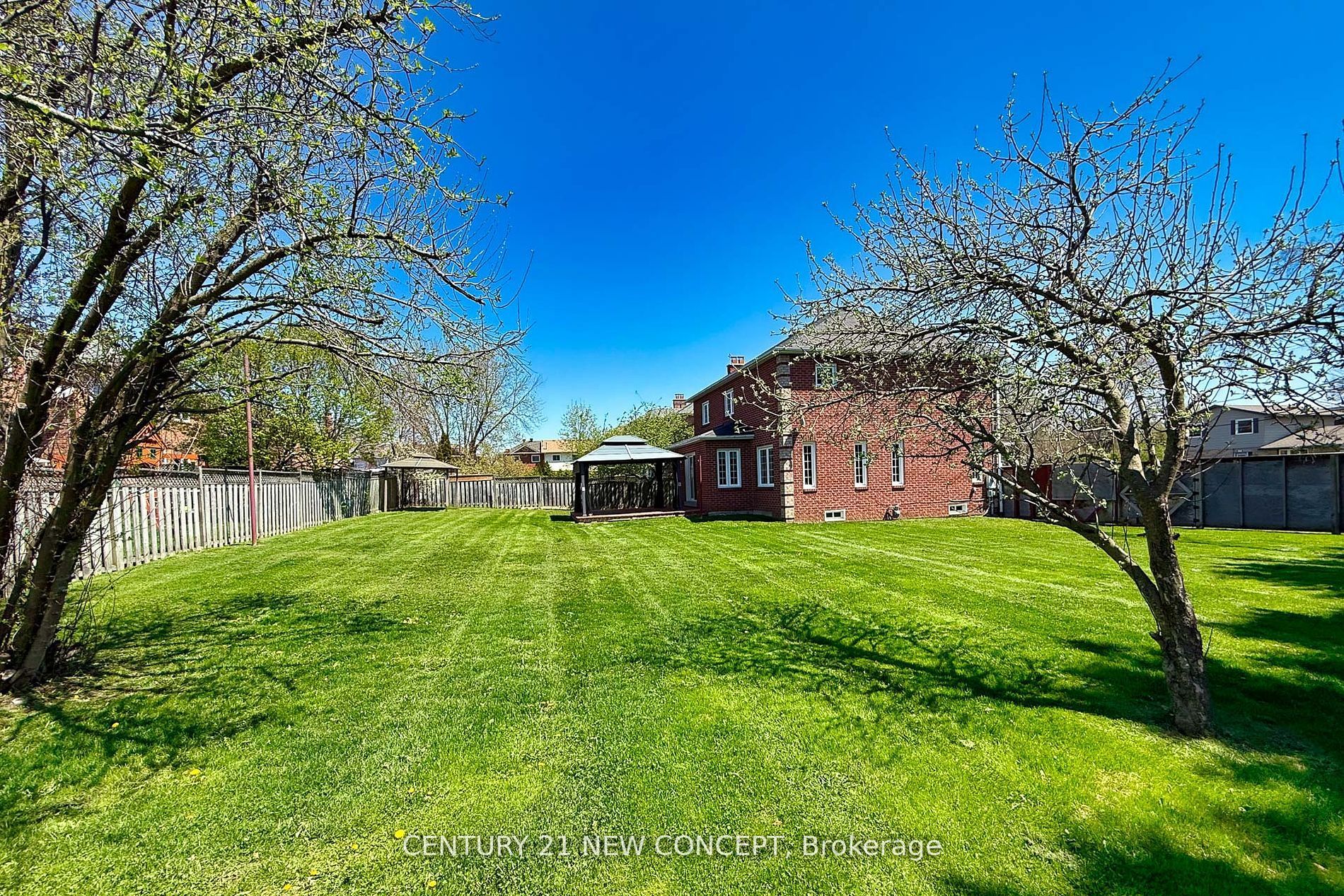 184 Gwendolyn Boulevard
