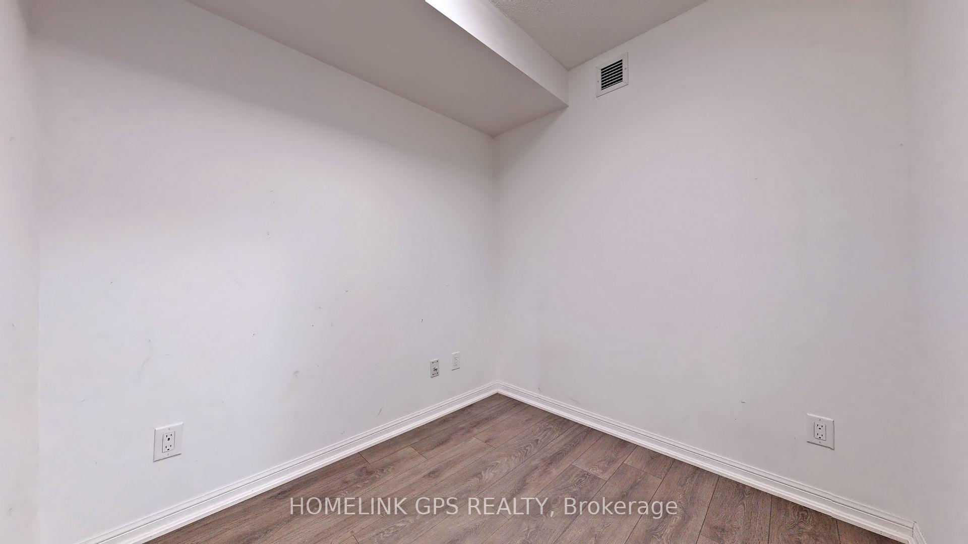 2 Bedrooms Condo at 35 Bastion, Toronto For sale