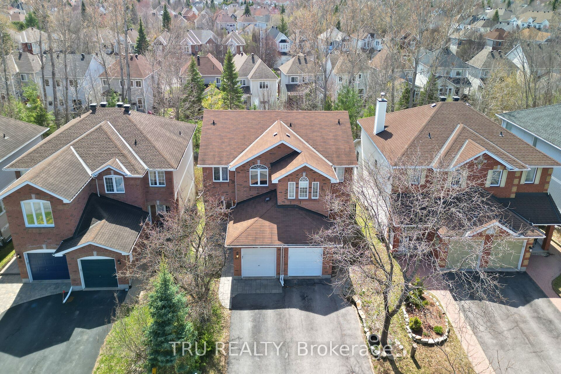 33 Highmont Court