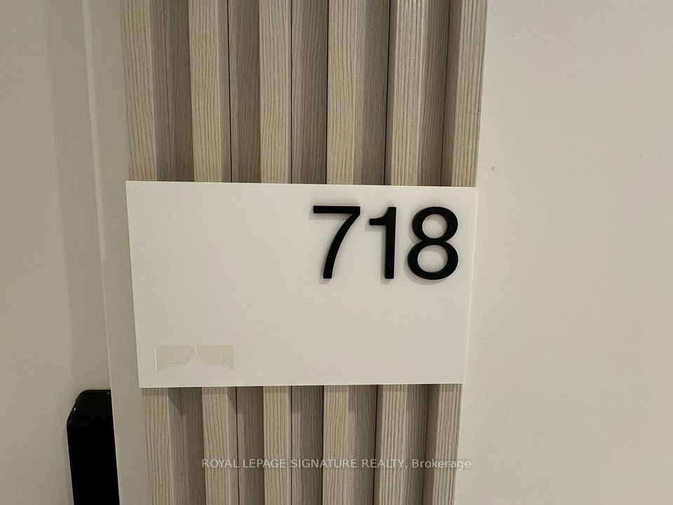 #718 - 28 Ann Street, Mississauga, ON L5G 0E1