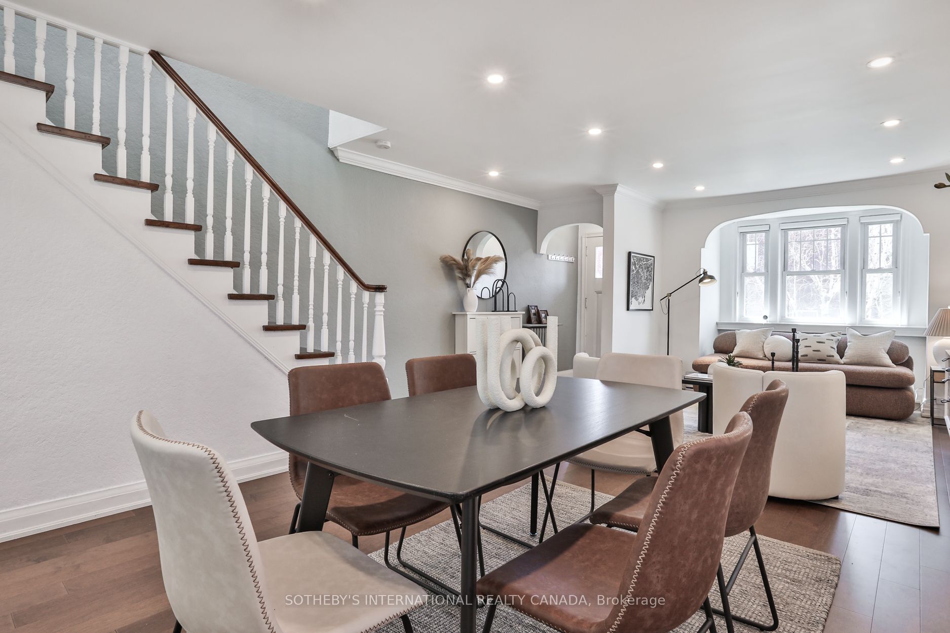 389 Arlington Avenue
