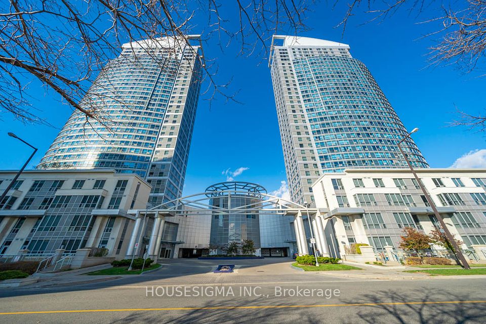 38 Lee Centre