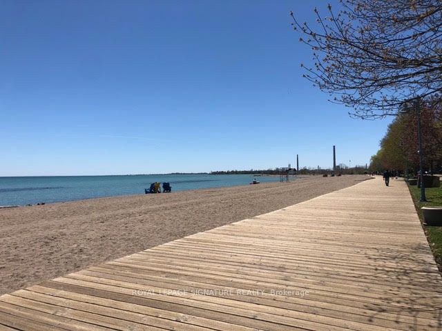 20 Kew Beach Avenue
