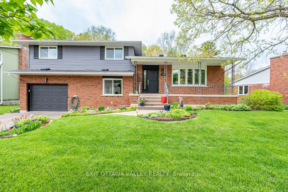 127 Frontenac