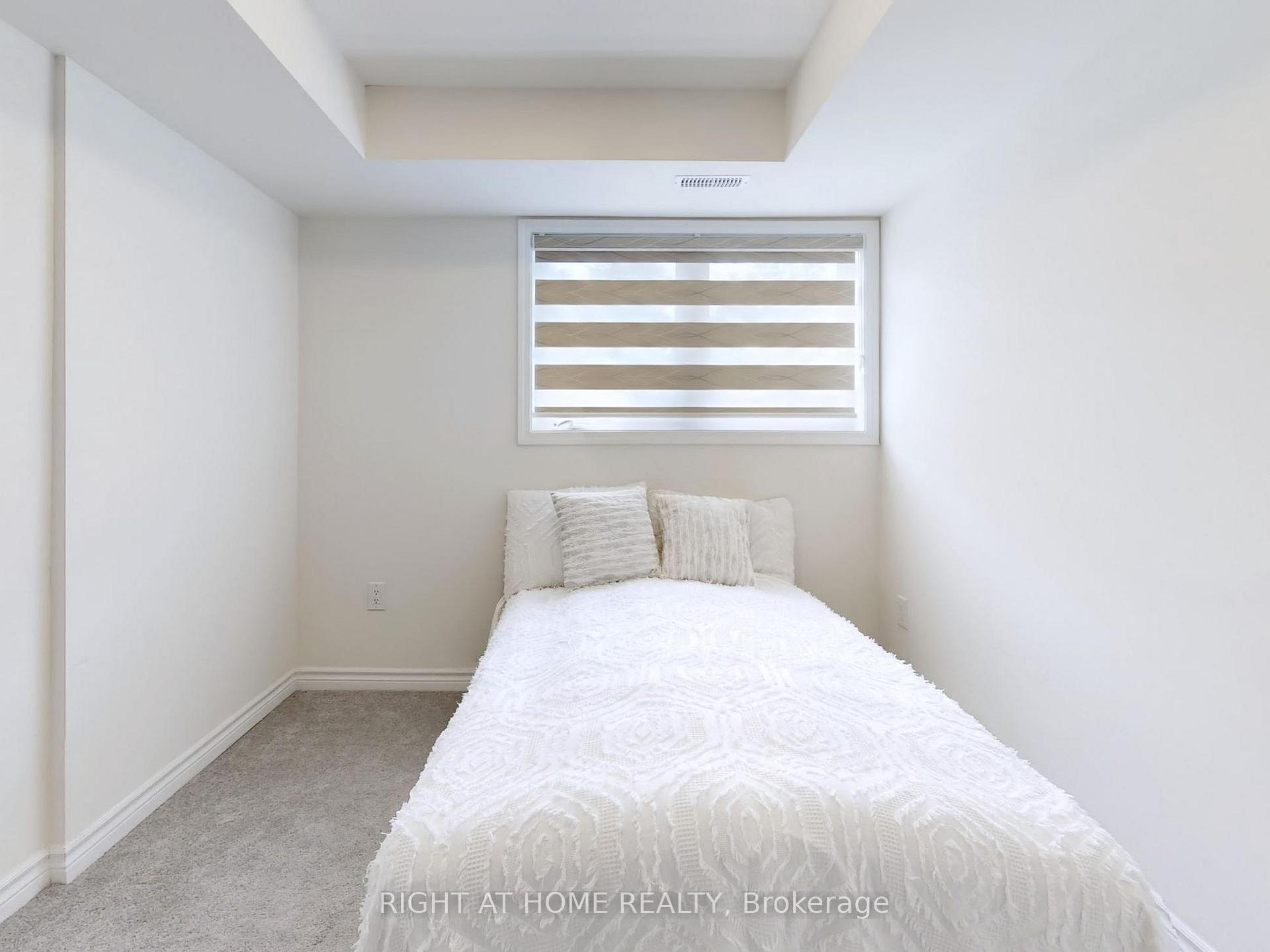 2 Bedrooms Condo at 1081 Danforth,  Toronto For sale