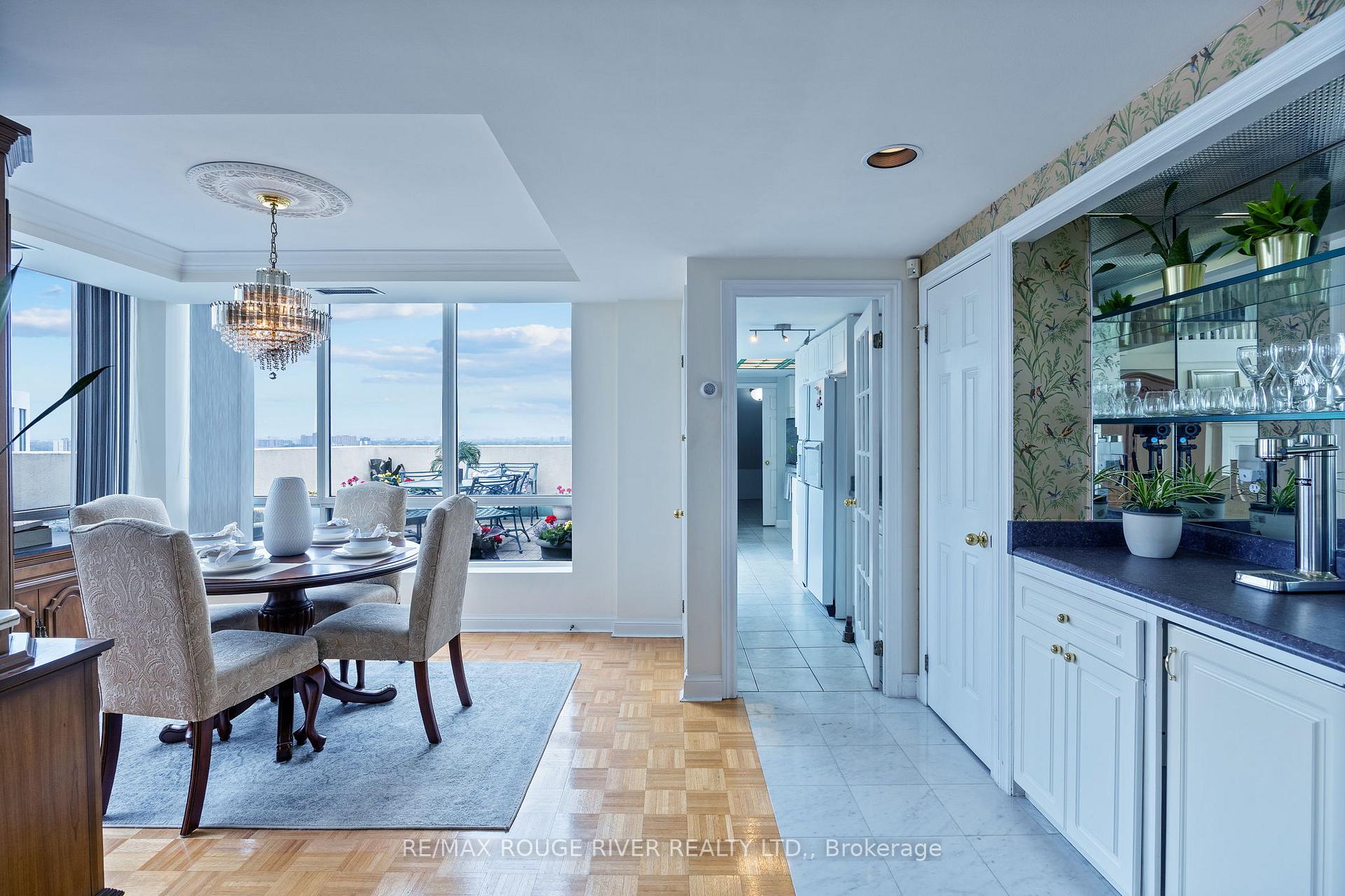 3 Bedrooms Condo at 101 Subway, Toronto For sale