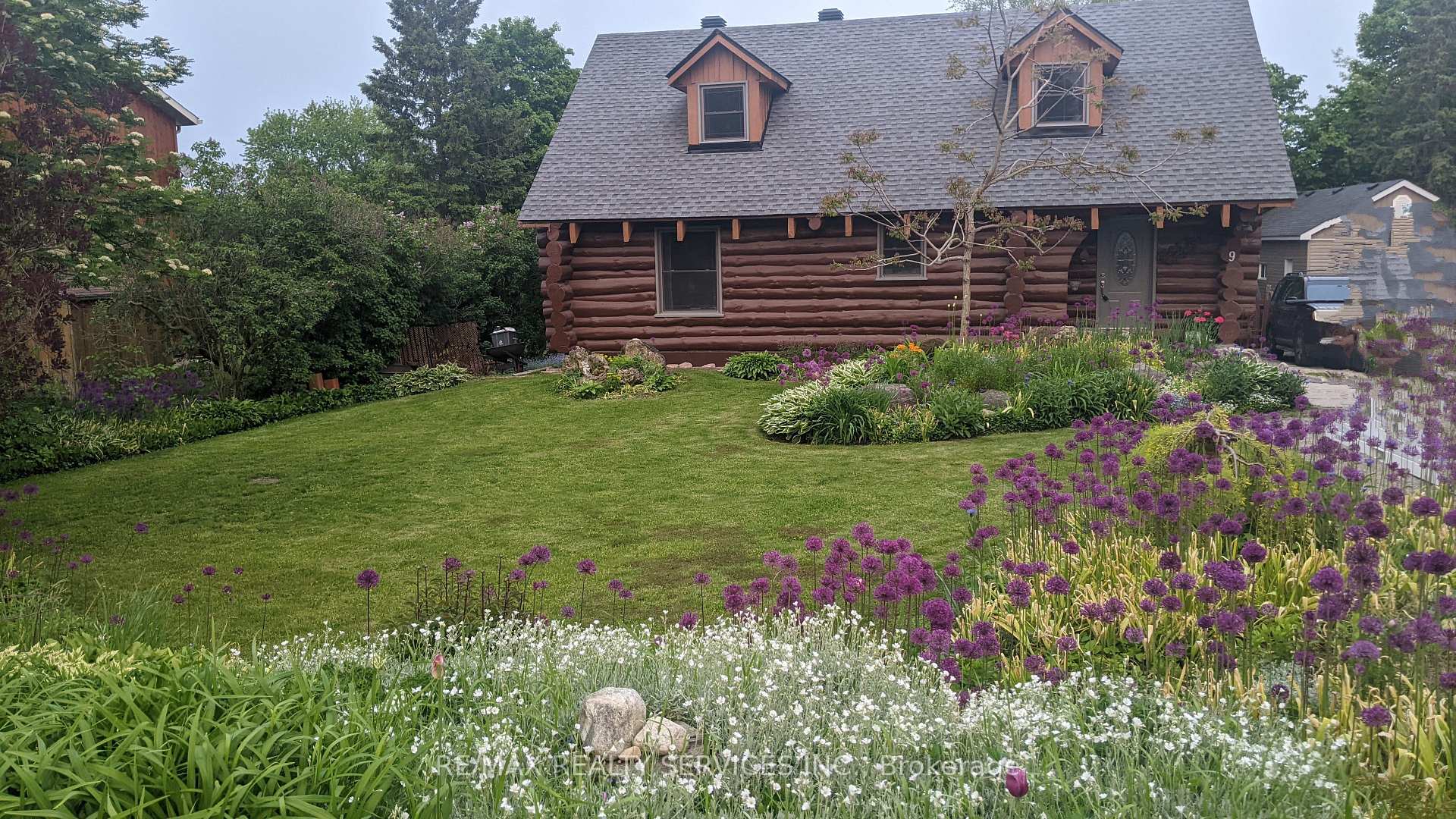 9 Orangeville Street, Erin, ON N0B 1Z0